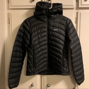 Patagonia Women’s Down Sweater Hoody - black - S